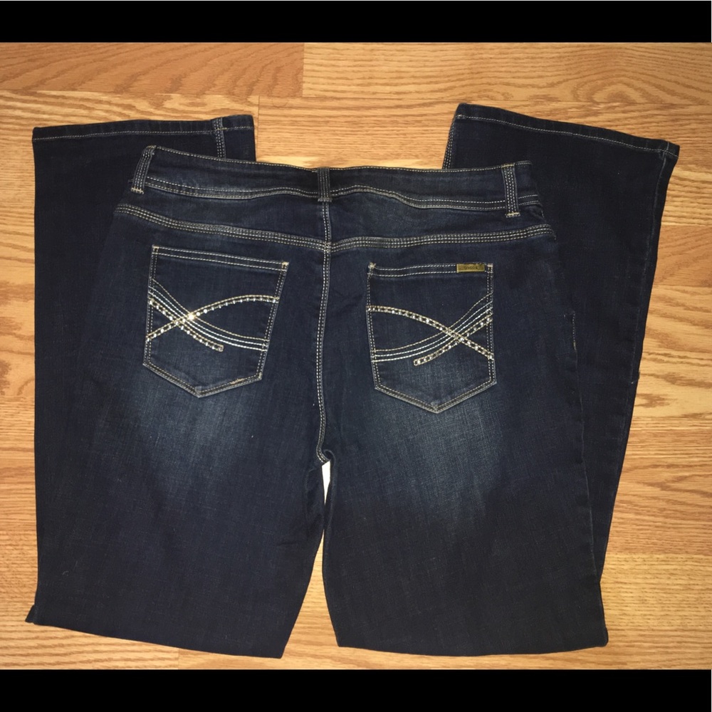 Chico's So Slimming dark wash jean size 8 short